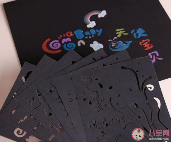 愛情有紫色紅色藍色白色四種顏色是什么歌 《戀愛畫板》完整版歌詞在線聽歌