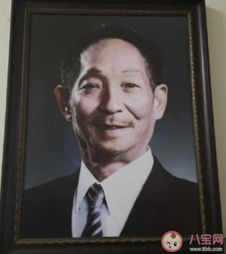 關于紀念袁隆平爺爺感受作文 致敬袁隆平作文大全