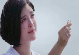 趙奕歡說單膝跪地求婚不是男生的專屬 女生也可以向男生求婚嗎