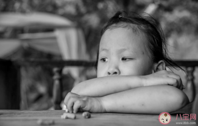 為什么孩子會突然抑郁 孩子抑郁后父母應該怎么辦