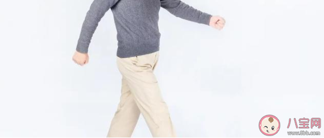 倒走每天走多少步比較合適 倒走安全注意事項