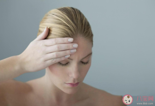 得偏頭痛之前有哪些預(yù)兆 哪些因素會導(dǎo)致偏頭痛發(fā)作 得偏頭痛之前有哪些預(yù)兆 哪些因素會導(dǎo)致偏頭痛發(fā)作