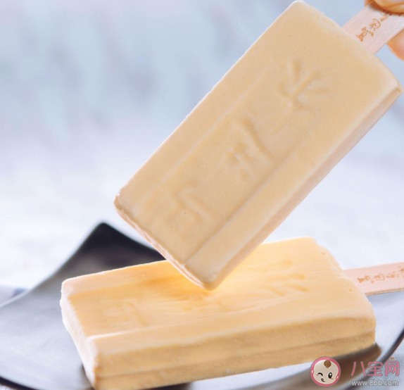 冰淇淋和雪糕具體怎么區分 冰淇淋/雪糕/冰棍哪種更好 冰淇淋和雪糕具體怎么區分 冰淇淋/雪糕/冰棍哪種更好