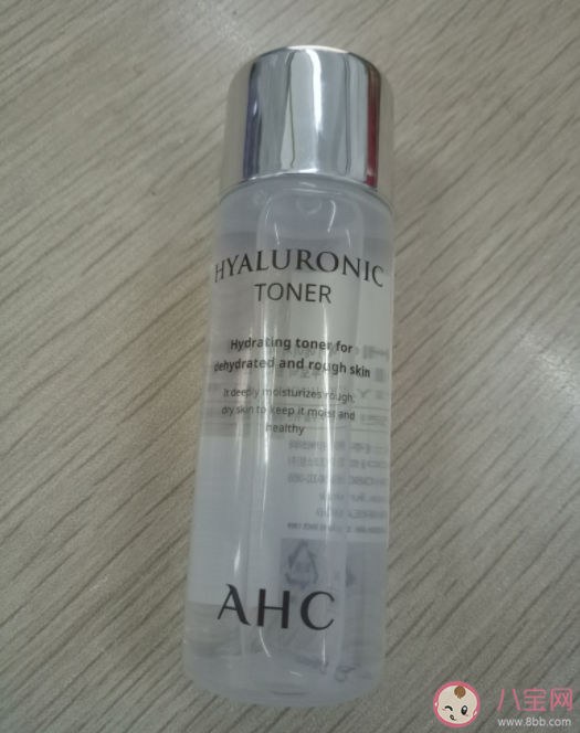 爽膚水是智商稅嗎 爽膚水可以用水代替嗎 爽膚水是智商稅嗎 爽膚水可以用水代替嗎