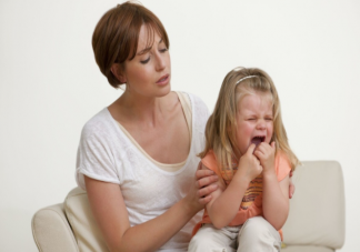 孩子總是用哭來要挾大人咋辦 父母怎么對孩子做克制訓練