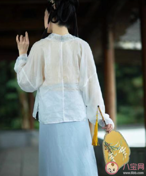 95后女生設計火柴盒漢服是怎么回事 火柴盒漢服有什么特點 95后女生設計火柴盒漢服是怎么回事 火柴盒漢服有什么特點