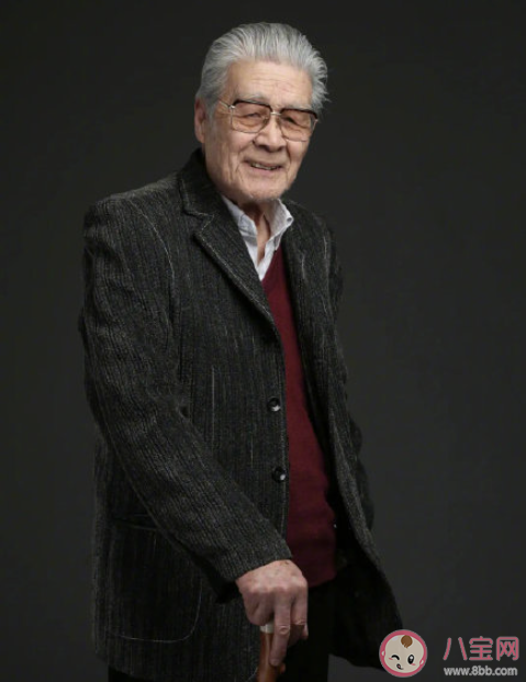 老戲骨藍(lán)天野曾是北平地下黨 藍(lán)天野的事跡介紹