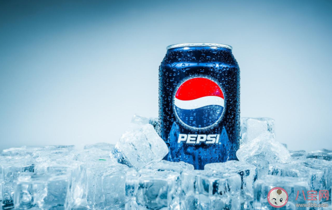 可樂啤酒放冰箱冷凍室會爆炸嗎 可樂和啤酒能一起喝嗎 可樂啤酒放冰箱冷凍室會爆炸嗎 可樂和啤酒能一起喝嗎