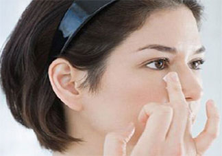 酸奶有去黑眼圈的功效嗎 怎么樣用酸奶消除黑眼圈