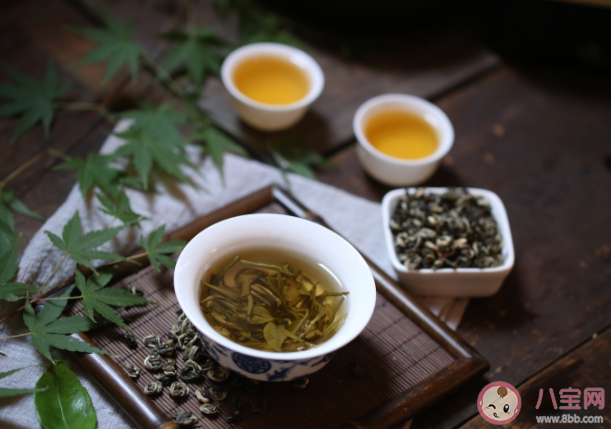 冷泡茶和熱茶放涼一樣好喝嗎 冷泡茶和熱茶有什么區別