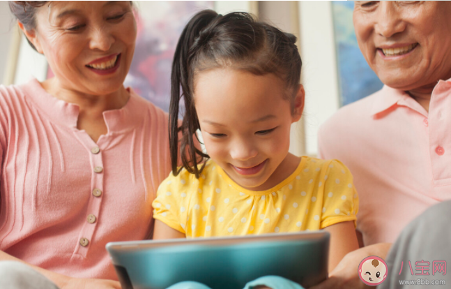 輪班式帶娃的好處弊端是什么 什么家庭不適合倒班式帶娃