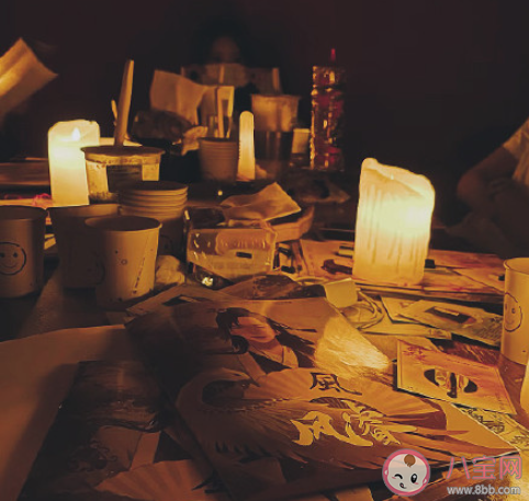 玩劇本殺發朋友圈的感受說說 玩劇本殺入戲的心情句子