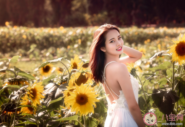 愛笑的女孩運氣一定不會太差嗎 愛笑和運氣有什么關系 愛笑的女孩運氣一定不會太差嗎 愛笑和運氣有什么關系