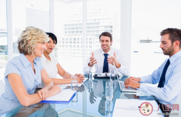 有哪些簡單實用的職場交流方法 職場中需要掌握的溝通要點