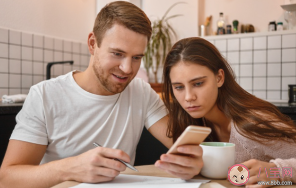 婚姻里最可怕的是什么 婚姻夫妻關系冷漠怎么解決