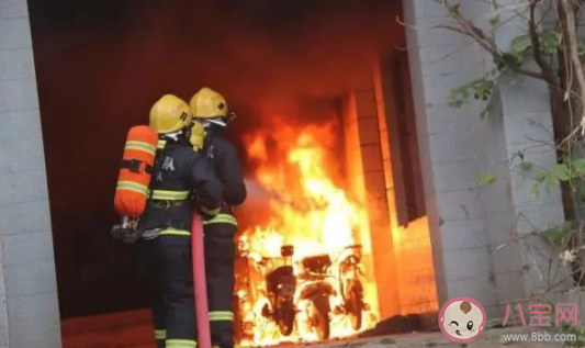 鋰電池爆炸到底有多可怕 電動(dòng)車爆炸為什么無(wú)法逃脫