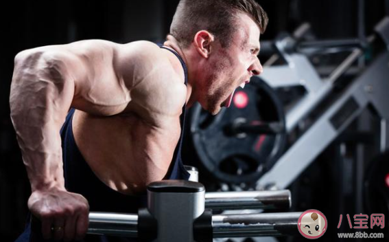 健身時(shí)要不要聽歌 健身時(shí)聽歌有什么好處 健身時(shí)要不要聽歌 健身時(shí)聽歌有什么好處