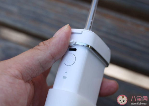 沖牙器可以把牙結石沖下來嗎 沖牙器用什么水沖洗好