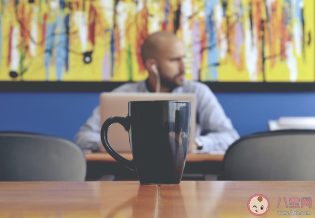 性格內向不愛爭搶的人適合什么工作 內向型人的擇業秘笈