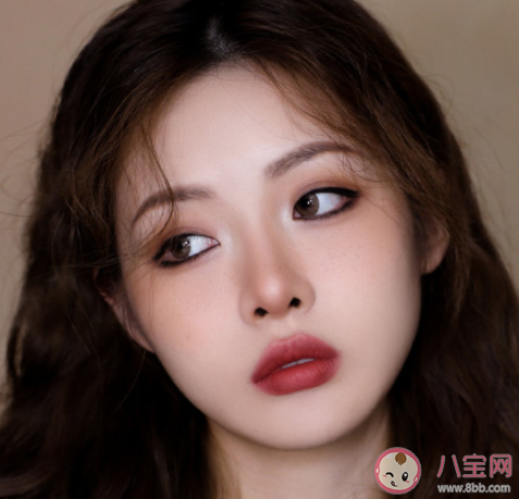 全新YSL小黑條口紅測(cè)評(píng) YSL小黑條色號(hào)怎么選