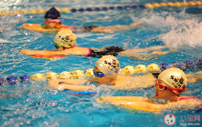 經(jīng)常游泳會(huì)有害處嗎 游泳幾天去一次更好