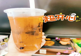 秋天的第一杯奶茶朋友圈文案句子 秋天的第一杯奶茶心情說說句子