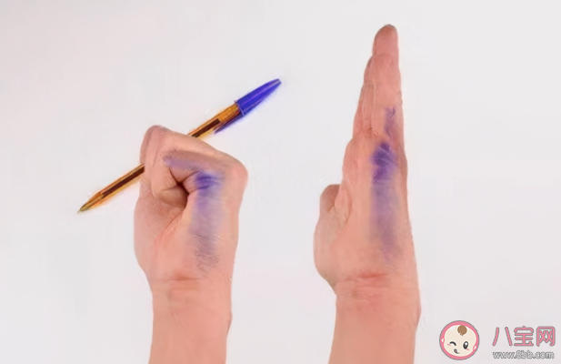 為什么8月13日是國際左撇子日 左撇子比右撇子更聰明嗎