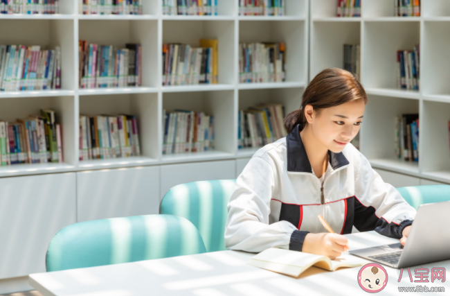 大一新生怎么做自我介紹 有哪些給大一新生的建議