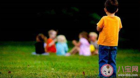 遇到校園霸凌該如何保護(hù)自己 遭遇校園欺凌第一時(shí)間該怎么辦 遇到校園霸凌該如何保護(hù)自己 遭遇校園欺凌第一時(shí)間該怎么辦