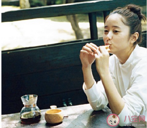 秋天涼爽適合發(fā)朋友圈說說 秋天很涼快的心情文案句子