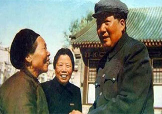 紀念毛澤東同志逝世45周年文案說說 紀念一代偉人毛澤東的句子