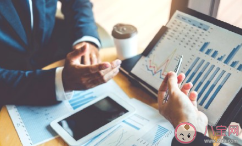 如何看待越來越多人買基金 為什么大家都開始買基金了 如何看待越來越多人買基金 為什么大家都開始買基金了