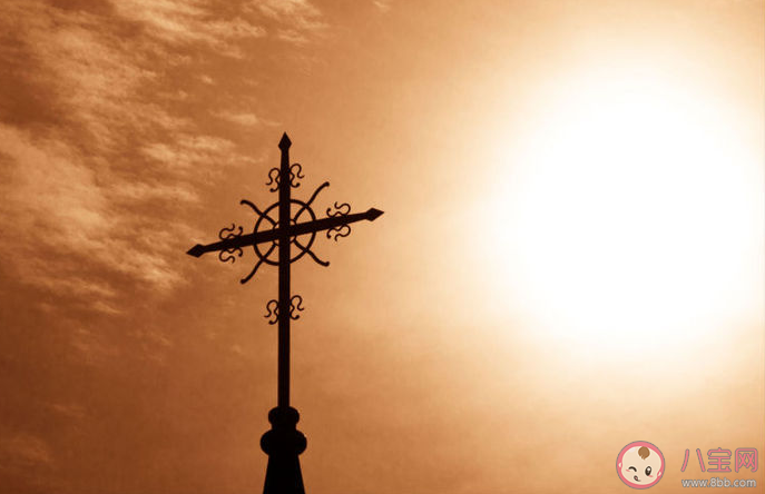 我學著一個人一整天都不失落是什么歌 《自娛自樂》完整版歌詞在線聽歌