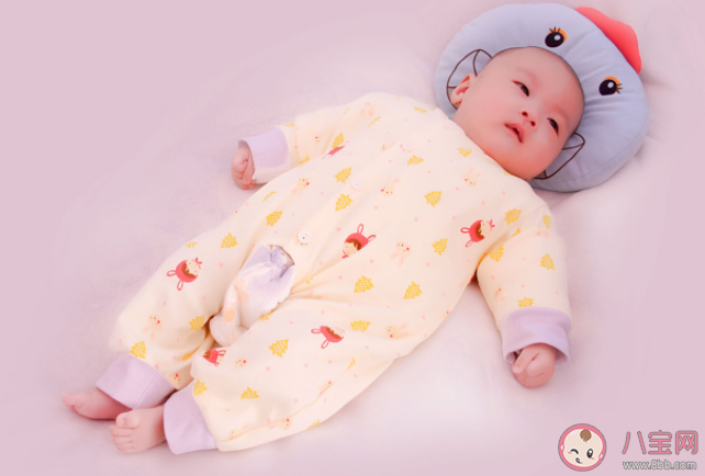 嬰兒有哪些行為我們不理解其實是正常的 關于新生兒的小秘密 嬰兒有哪些行為我們不理解其實是正常的 關于新生兒的小秘密