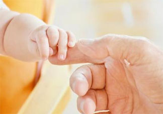 為何更多家庭選擇輔助生殖技術 有哪些方式可以提高生育力