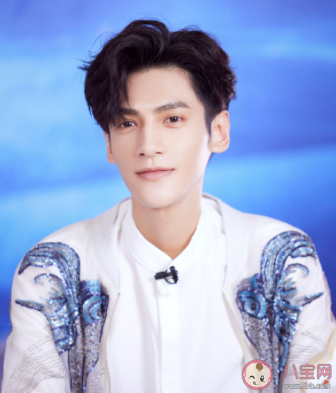 《長月無燼》是根據(jù)什么小說改編的 《長月無燼》劇情講的是什么