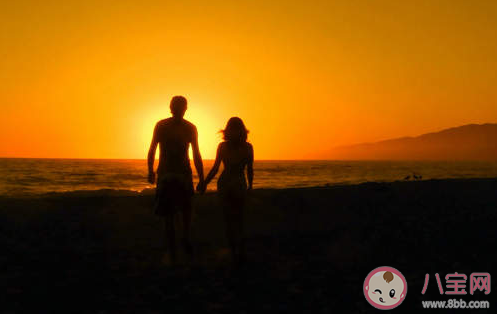 長久相處會(huì)讓人忽略顏值嗎 你有因?yàn)橄嗵幎雎灶佒档慕?jīng)歷嗎