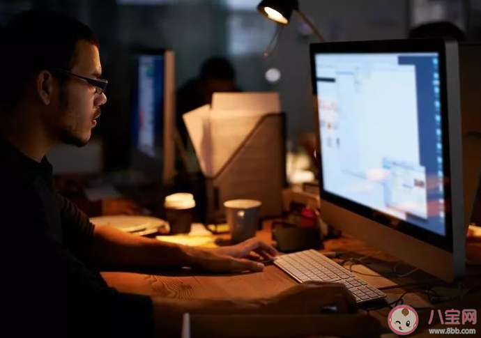 年輕人不接受加班可以理解嗎 為什么年輕人不喜歡加班 年輕人不接受加班可以理解嗎 為什么年輕人不喜歡加班