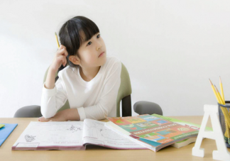 孩子專注力和什么有關(guān) 有哪些提高專注力的游戲訓(xùn)練