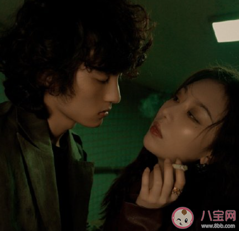 柳爽《漠河舞廳》歌詞是什么 《漠河舞廳》完整版歌詞在線聽(tīng)歌