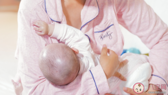 孕期有乳汁溢出正常嗎 為什么女性生完孩子有奶水 孕期有乳汁溢出正常嗎 為什么女性生完孩子有奶水