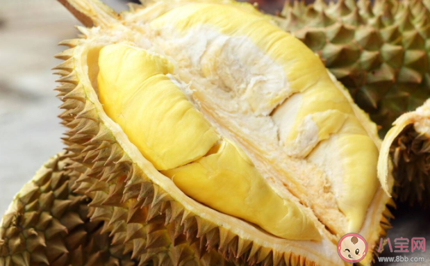 哺乳期吃榴蓮奶水會臭臭的嗎 哺乳期能吃榴蓮嗎 哺乳期吃榴蓮奶水會臭臭的嗎 哺乳期能吃榴蓮嗎