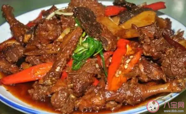 《一代洪商》說的硬菜是什么 血粑鴨是哪里的名菜 《一代洪商》說的硬菜是什么 血粑鴨是哪里的名菜