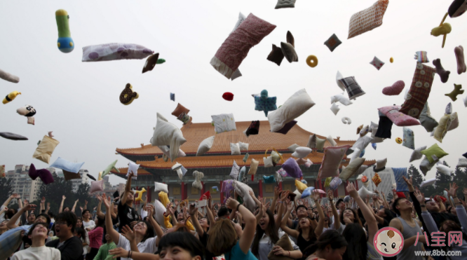 國際枕頭大戰日由來是什么 枕頭大戰規則是什么