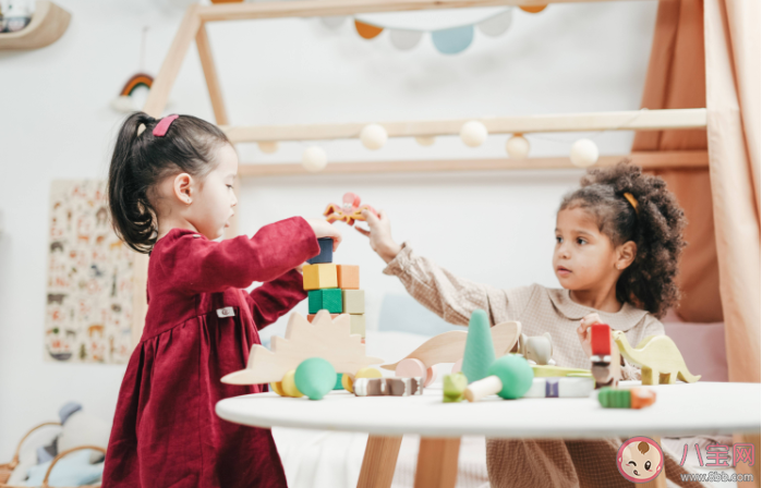 如何幫助孩子擁有健康的人際關系 哪些會影響孩子人際交往