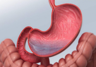 16歲女孩用零食代替三餐確診胃癌 胃癌會讓人的身體發生哪些變化