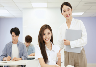 天價(jià)考研輔導(dǎo)班有收費(fèi)標(biāo)準(zhǔn)嗎 為什么會(huì)出現(xiàn)高價(jià)輔導(dǎo)班