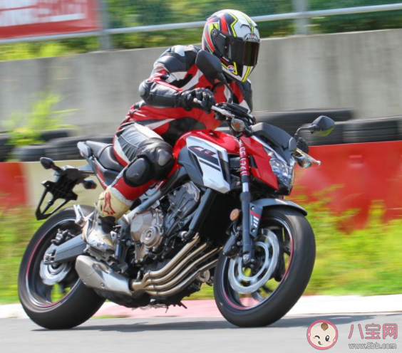 年輕人為什么愛上玩摩托 如何看待摩托車文化 年輕人為什么愛上玩摩托 如何看待摩托車文化