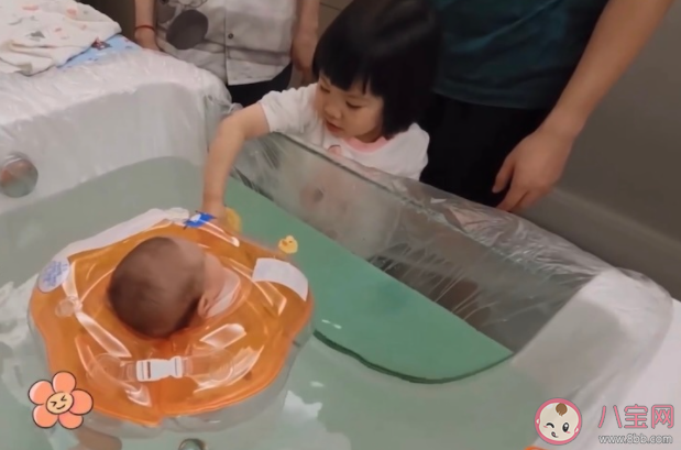 多孩家庭如何正確端水 父母怎樣做到一碗水端平