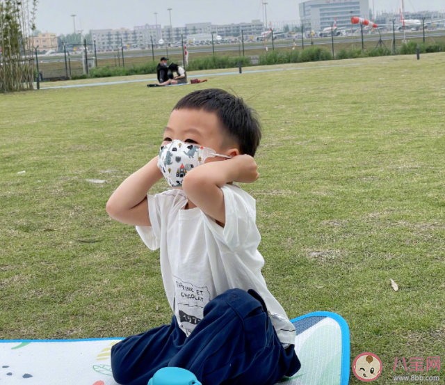 如何滿足小朋友的好奇心 怎樣保護孩子的好奇心和興趣